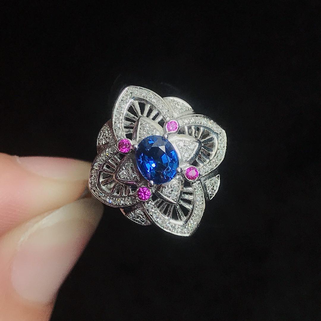 14K White Gold 0.75 CT Sapphire & Diamond Ring (1 of 6)