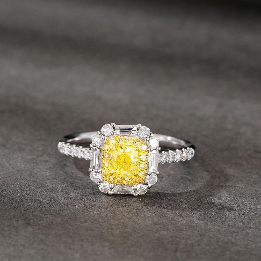 14K White Gold 0.99 CTW Natural Yellow Diamond Ring with Certificate: Welcome to contact us in advance for the quotation if you want to purchase the jewelry with the GIA certificate Ref:1122050 Gold Content:14K White Gold For people:Women Ring Size:7.25US Main Stone: Ye