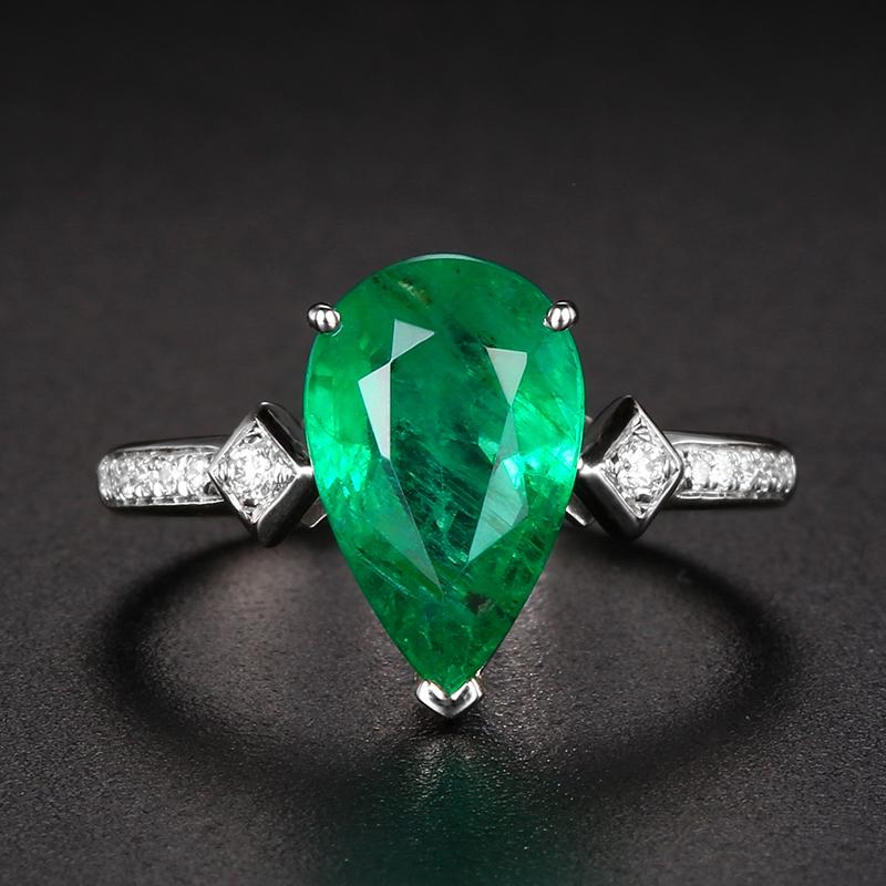 High-End 14K Gold 3 CTW Natural Vivid Green Emerald & Diamond Ring with Certificate (1 of 10)