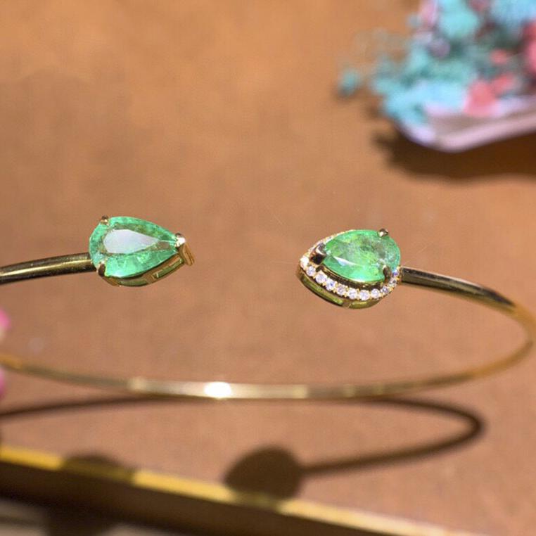 14K Yellow Gold 0.86 CTW Vivid Green Emerald & Diamond Bangle (1 of 7)