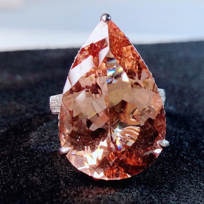 14K White Gold 18 CT Morganite & Diamond Ring (1 of 8)