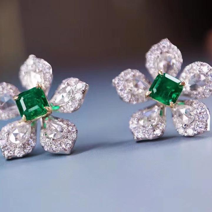 14K GOLD 1.93 CTW VIVID GREEN NATURAL EMERALD & DIAMOND EARRINGS (1 of 7)