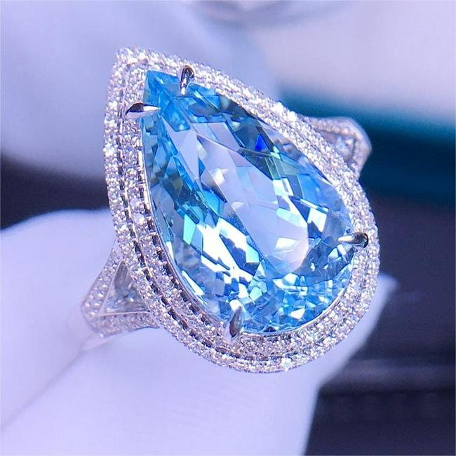 14K GOLD 4.86 CTW NATURAL AQUAMARINE & DIAMOND RING (1 of 8)