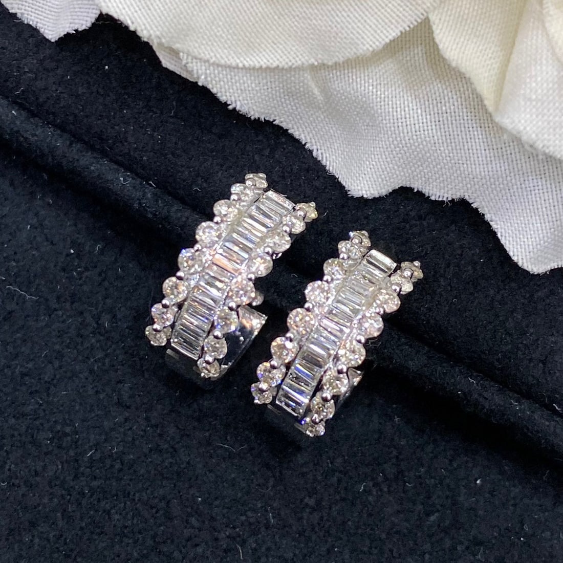 14K GOLD 0.9 CT NATURAL H DIAMOND EARRINGS (1 of 6)