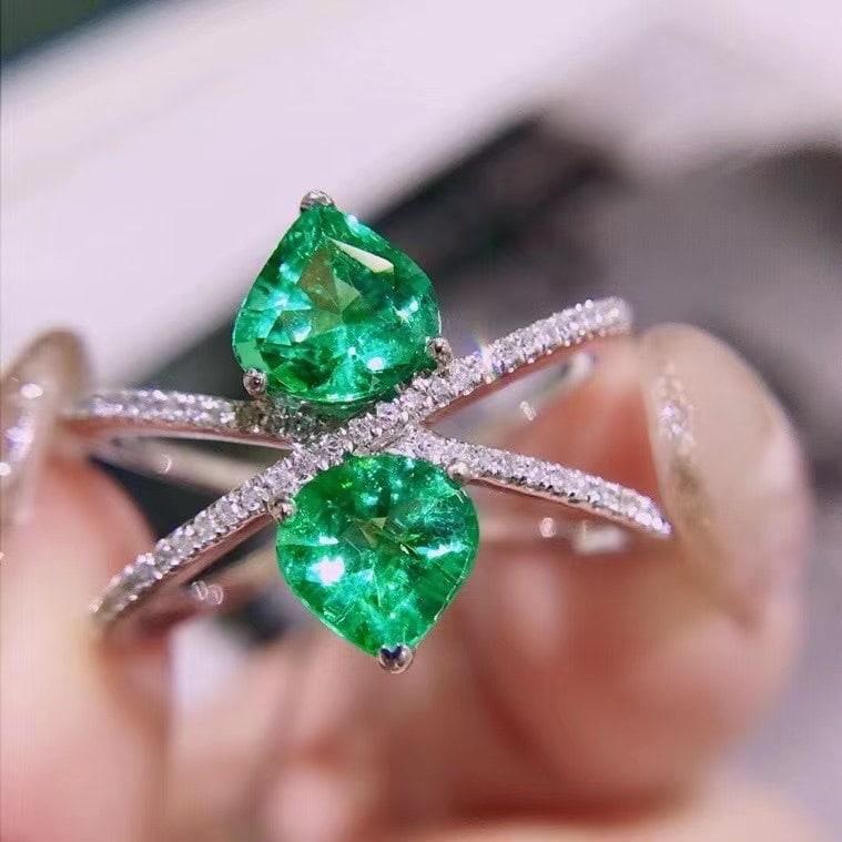 14K GOLD 1.2 CT VIVID GREEN NATURAL EMERALD & DIAMOND RING (1 of 4)