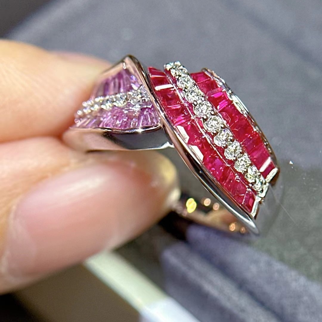 14K GOLD 3.1 CTW VIVID RED NATURAL RUBY & DIAMOND RING (1 of 8)