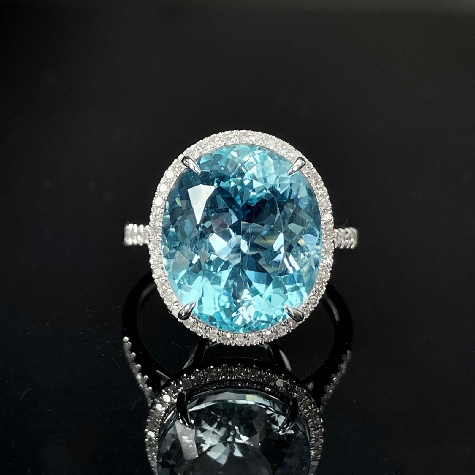 14K GOLD 7.86 CTW NATURAL AQUAMARINE & DIAMOND RING (1 of 5)