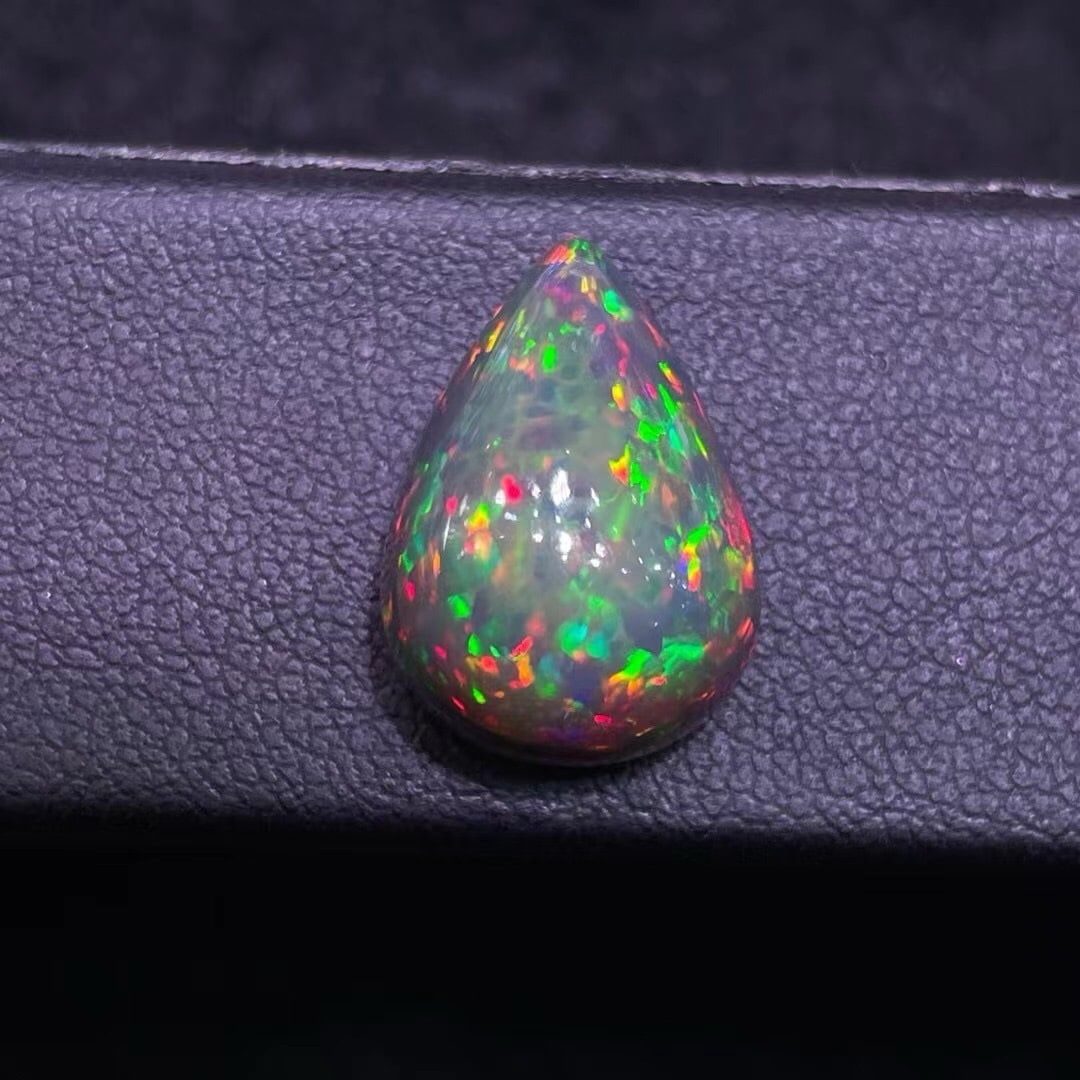 CERTIFIED 8.36 CT  NATURAL BLACK OPAL LOOSE STONE (1 of 6)