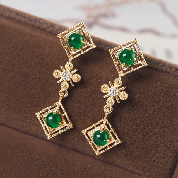 14K GOLD 0.7 CT VIVID GREEN NATURAL EMERALD & DIAMOND EARRINGS (1 of 6)