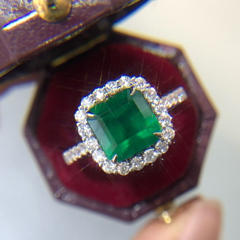 14K GOLD 2.55 CT VIVID GREEN NATURAL EMERALD & DIAMOND RING (1 of 6)
