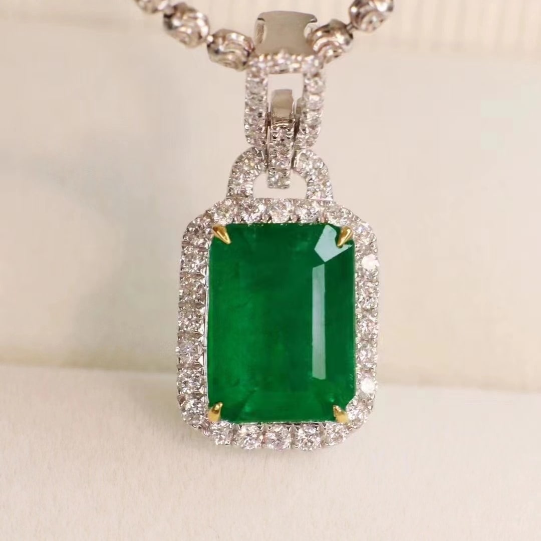 14K GOLD 1.95 CTW VIVID GREEN NATURAL EMERALD & DIAMOND PENDANT (1 of 5)