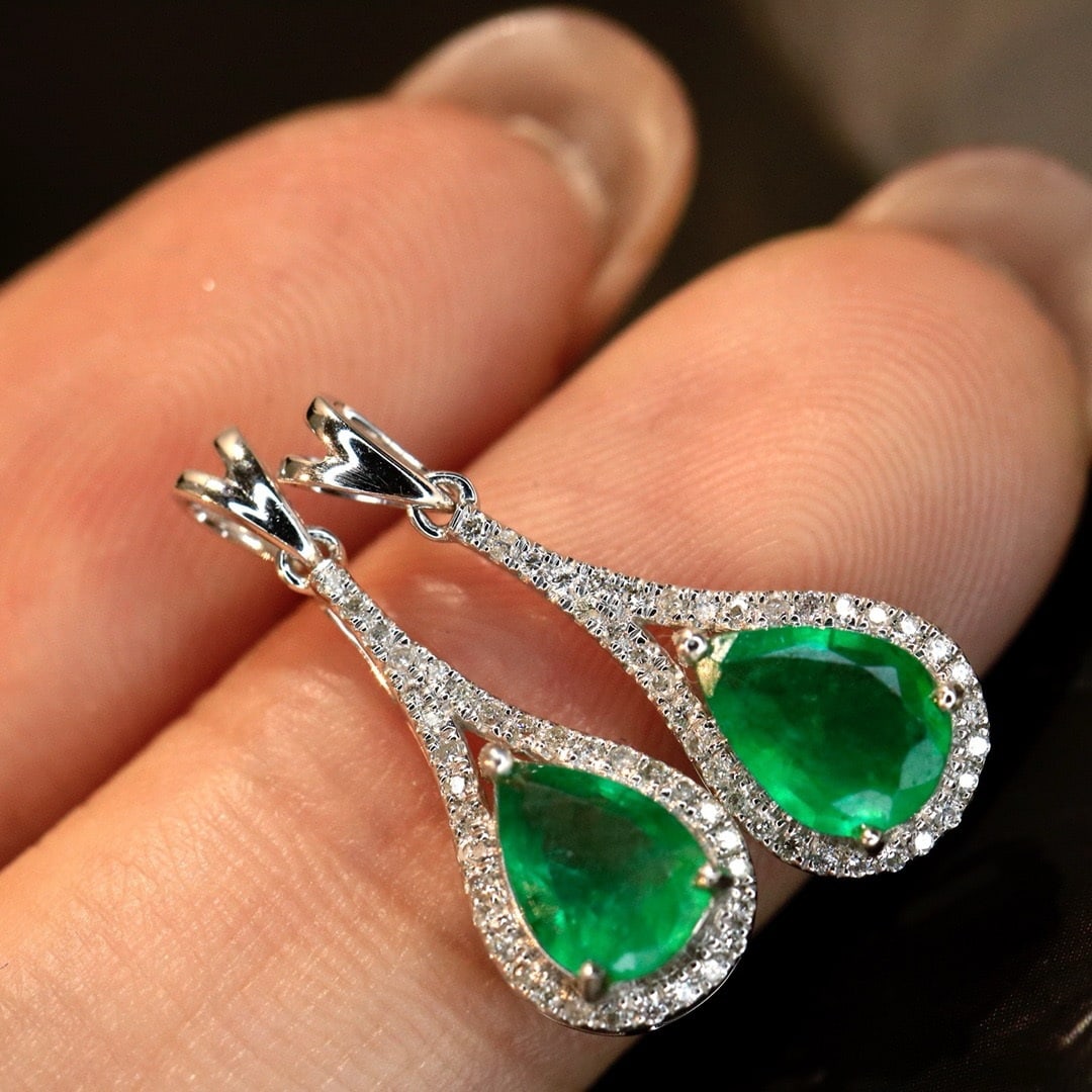 14K GOLD 1.36 CTW NATURAL EMERALD & DIAMOND EARRINGS (1 of 4)