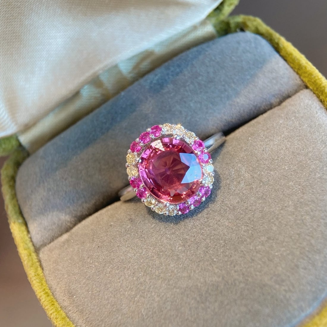 14K GOLD 3.35 CTW NATURAL TOURMALINE & DIAMOND & SOLITAIRE RING: Ref:230797230 Gold Content:14K Gold Ring Size:7.25US Main Gemstone:Tourmaline Shape:Oval Carat Weight:3.16ct Color:Pink Treatment:Natural Adjacent Gemstone 2 : Diamond Shape:Round Carat Weight