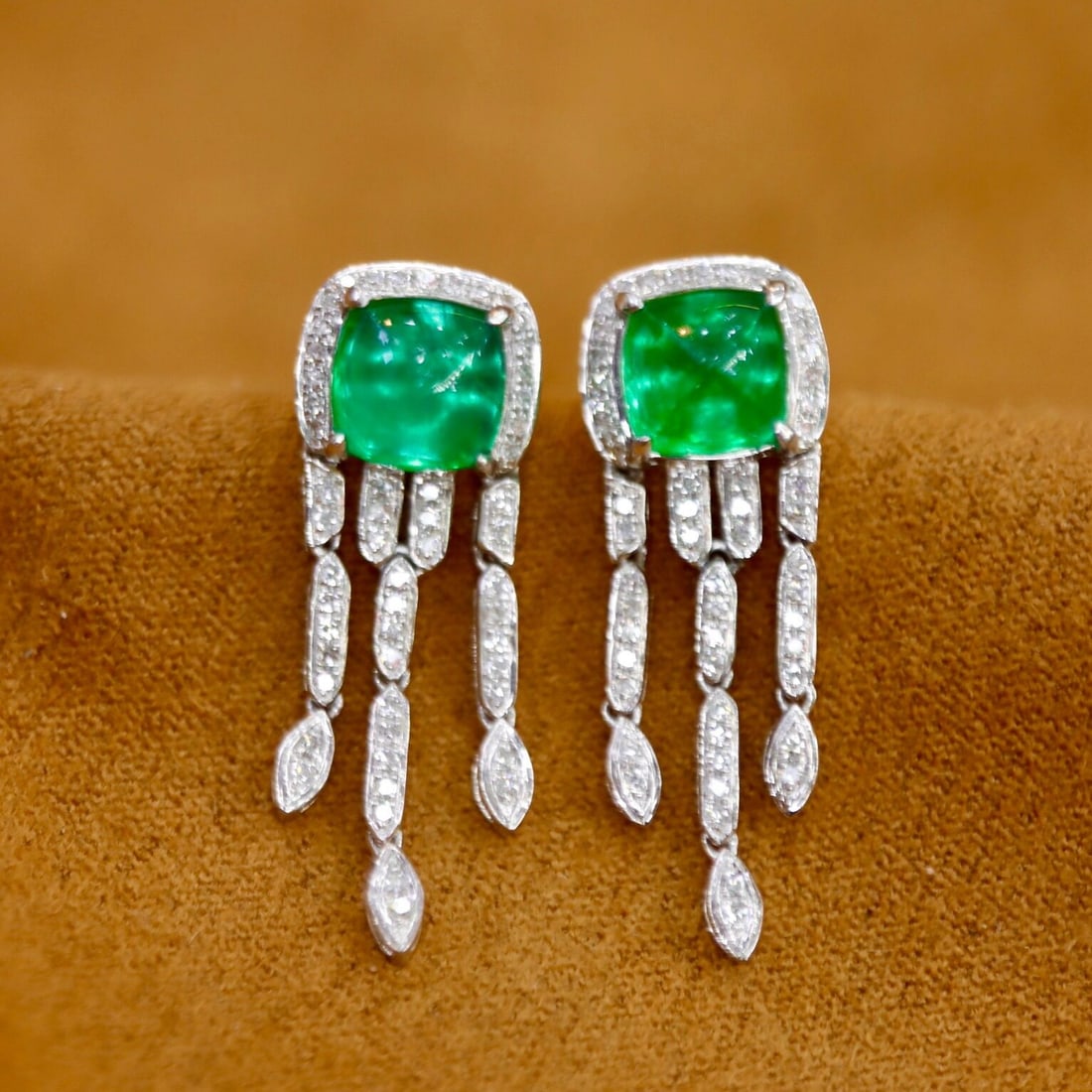 14K GOLD 2.58 CTW VIVID GREEN NATURAL EMERALD & DIAMOND EARRINGS (1 of 7)