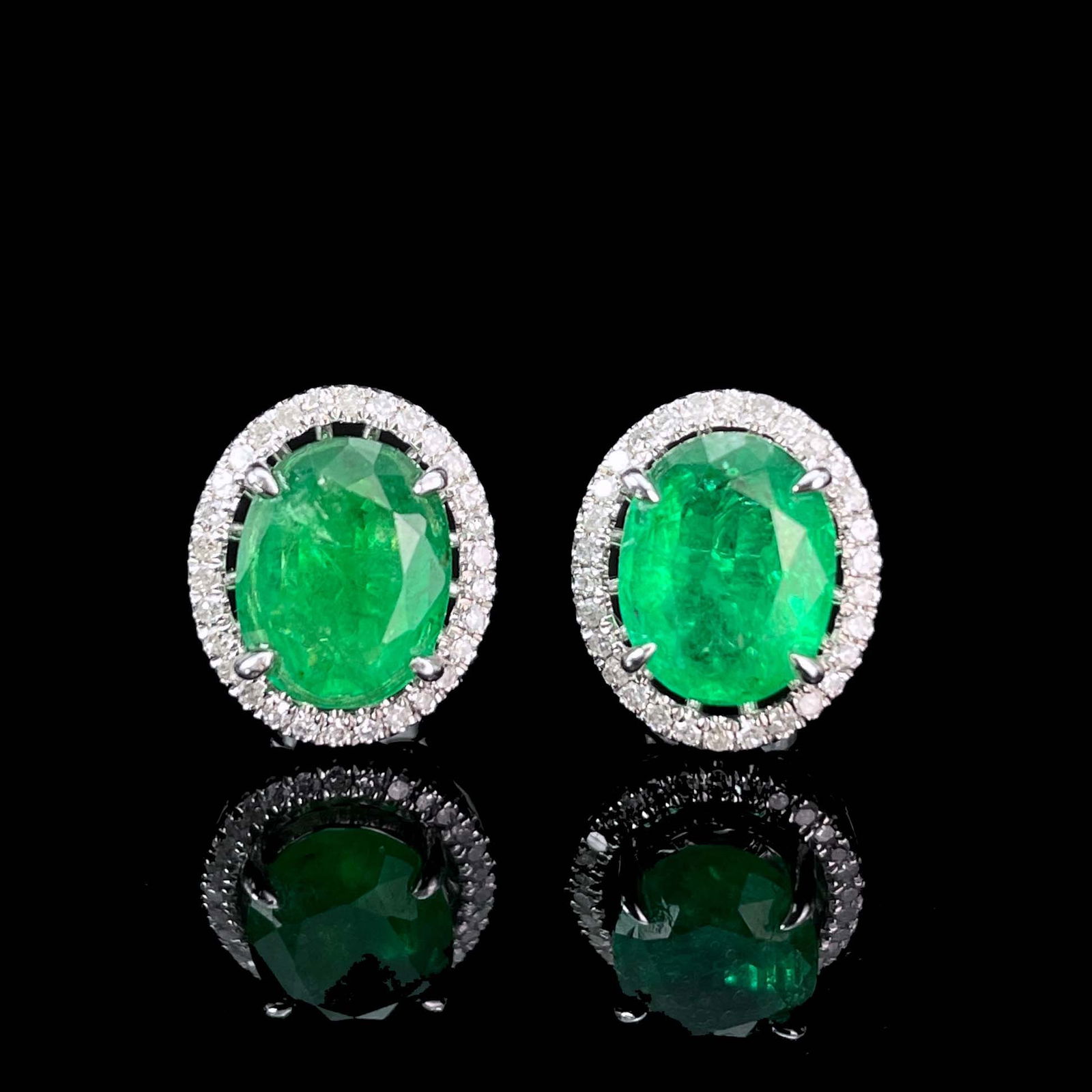 14K GOLD 1.54 CT VIVID GREEN NATURAL EMERALD & DIAMOND EARRINGS (1 of 6)