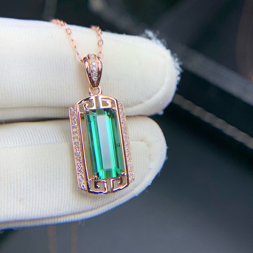 14K GOLD 2.1 CT NATURAL TOURMALINE & DIAMOND PENDANT( WITHOUT CHAIN ) (1 of 8)