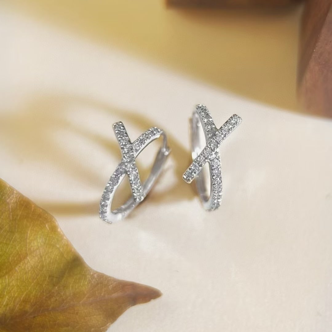 14k Gold 0.2 Ct Natural H Diamond Earrings (1 of 7)