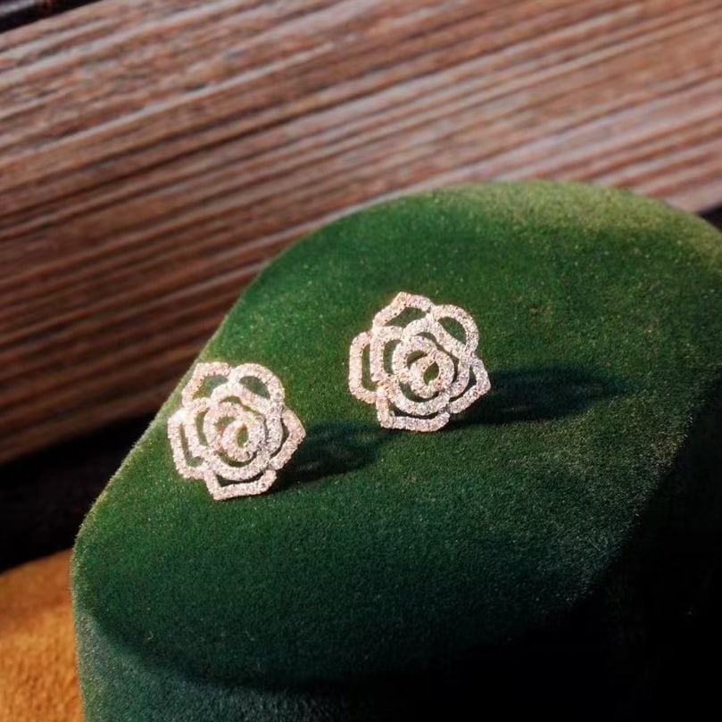 14k Gold 0.22 Ct Natural H Diamond Earrings (1 of 7)