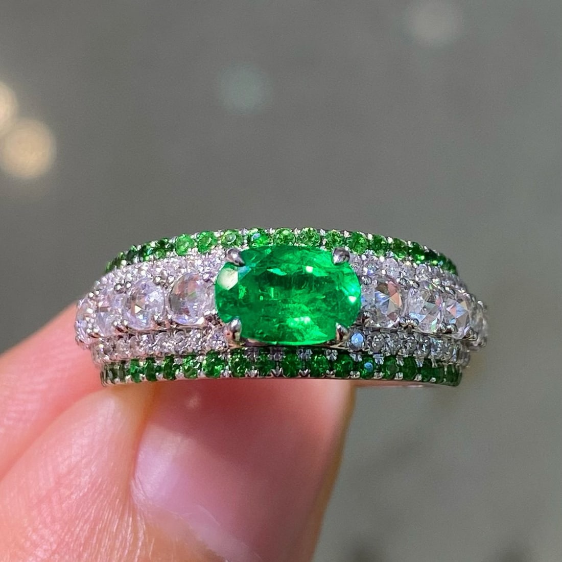 14k Gold 1.20 Ctw Natural Emerald & Diamond Ring (1 of 7)