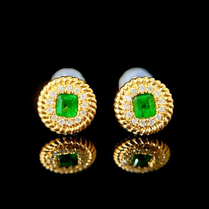 14k Gold 0.44 Ctw Vivid Green Natural Emerald & Diamond Earrings: Ref:230896448 / / gold content:14k gold / / main gemstone:emerald / / shape:octagonal / / carat weight:0. 32ct / / color:vivid green / / treatment:natural / / / / adjacent gemstone 2 : diamond / / sha