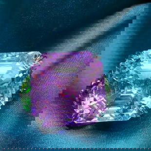 14k Gold 27.30 Ct Natural Kunzite Ring: Ref:230793009 // gold content:14k gold // main gemstone:kunzite // shape:asscher // carat weight:27. 30ct // color:purple // treatment:natural // Condition: New Low Estimate: 5900.00 High Estimate: 9