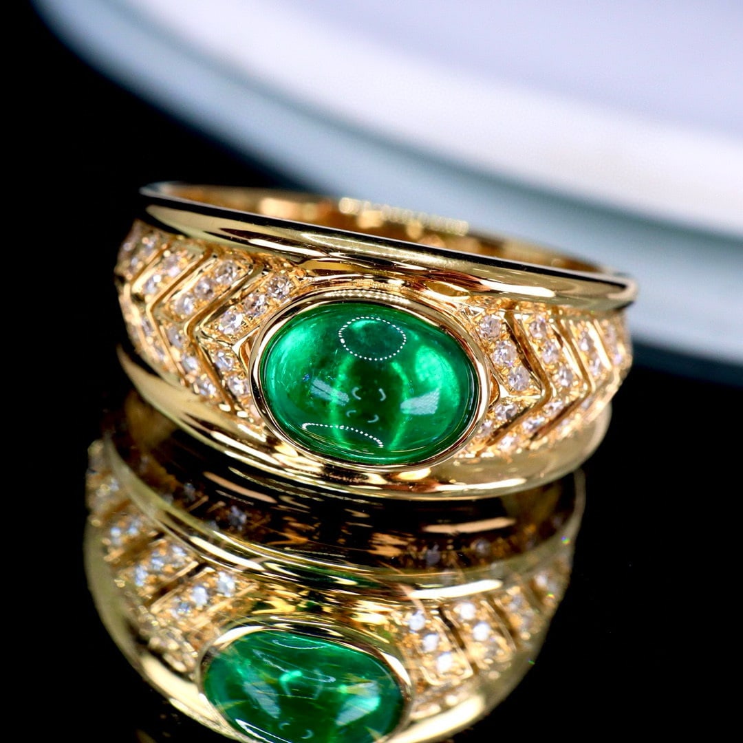 14k Gold 1.0 Ctw Natural Emerald & Diamond Ring (1 of 6)