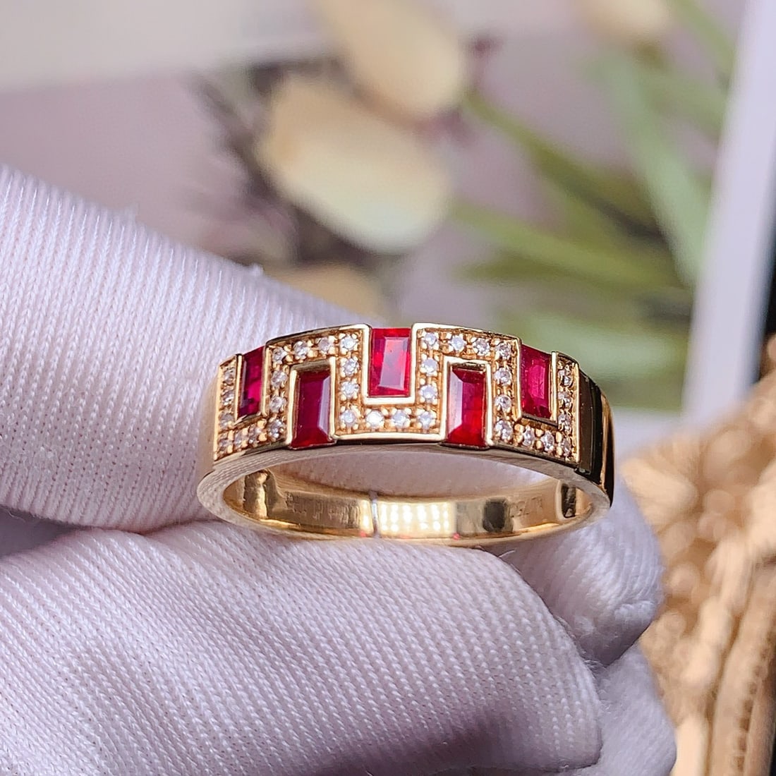 14k Gold 1.53 Ct Vivid Red Natural Ruby & Diamond Ring (1 of 7)
