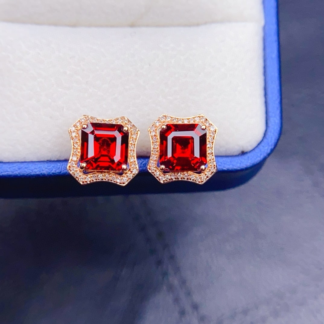 14k Gold 4.3 Ct Natural Garnet & Diamond Earrings (1 of 6)