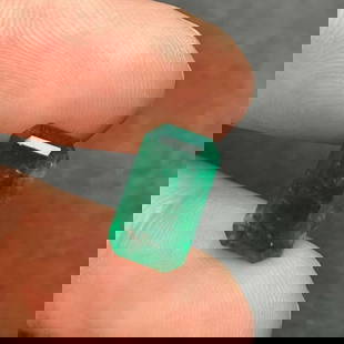 Certified 3.21 Ct Natural Vivid Green Emerald Loose Stone: Ref:230775276 // main gemstone:emerald // shape:octagonal // carat weight:3. 21ct // color:vivid green // treatment:natural //  Condition: New Low Estimate: 5700.00 High Estimate: 8600.00