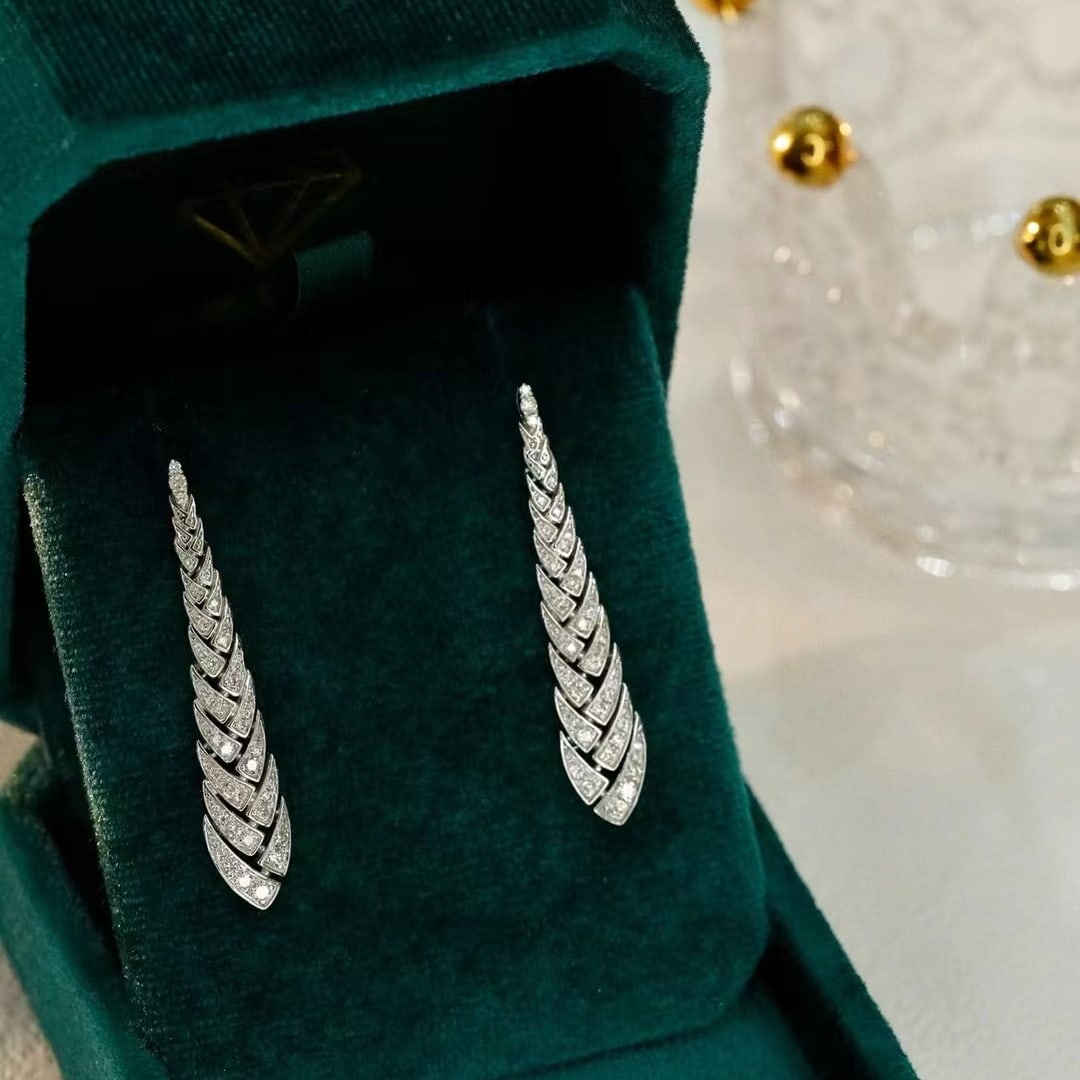 14k Gold 0.68 Ct Natural H Diamond Earrings (1 of 6)