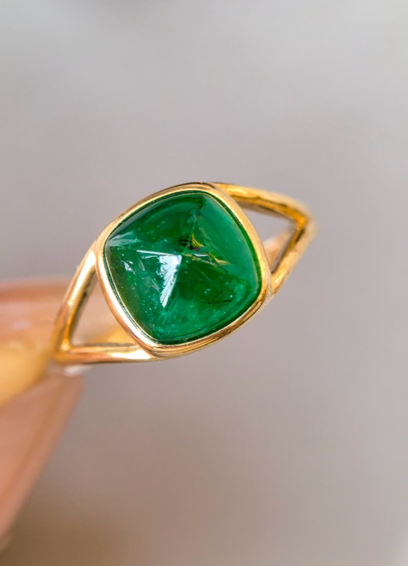 14k Gold 3.72 Ct Vivid Green Natural Emerald Ring (1 of 6)