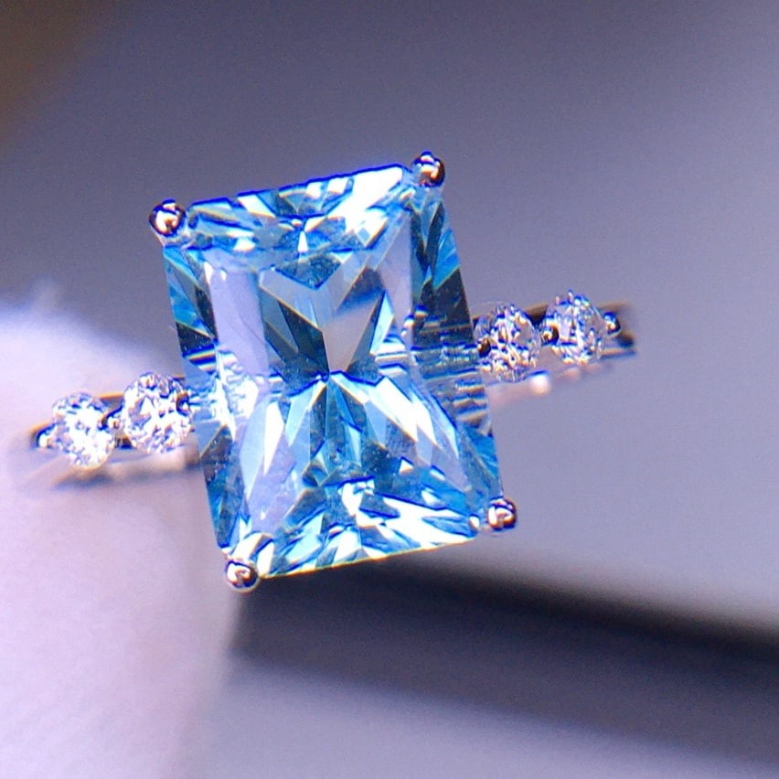 14k Gold 3.4 Ct Natural Aquamarine & Diamond Ring (1 of 8)