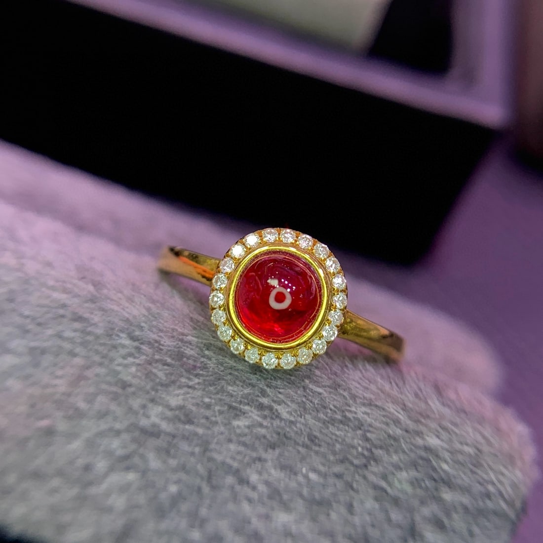 14k Gold 1.2 Ct Natural Spinel & Diamond Ring: Ref:231080063 // gold content:14k gold // ring size:7. 25us // // main gemstone:spinel // shape:round // carat weight:1. 2ct // color:red // treatment:natural // cut grade:g // // adjacent gemstone 2