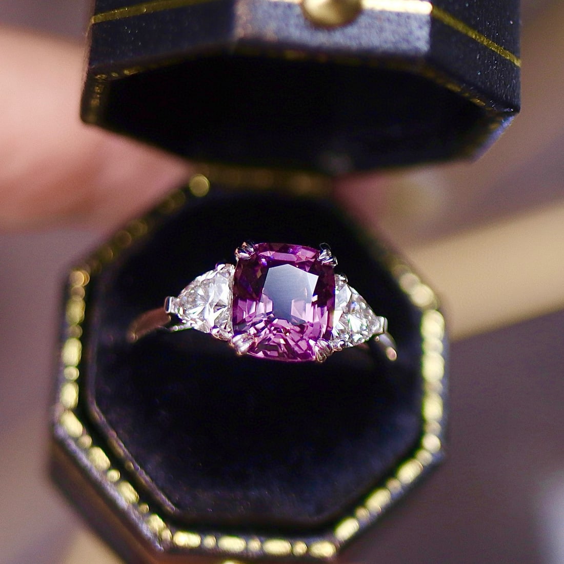 14K GOLD 2.80 CTW NATURAL SPINEL & LAB GROWN DIAMOND RING: Ref:231082174 // Gold Content:14K Gold // Ring Size:7.25US // // Main Gemstone:Spinel // Shape:Cushion // Carat Weight:2.10ct // Color:Purple // Treatment:Natural // // Adjacent Gemstone 2 : Lab Grown