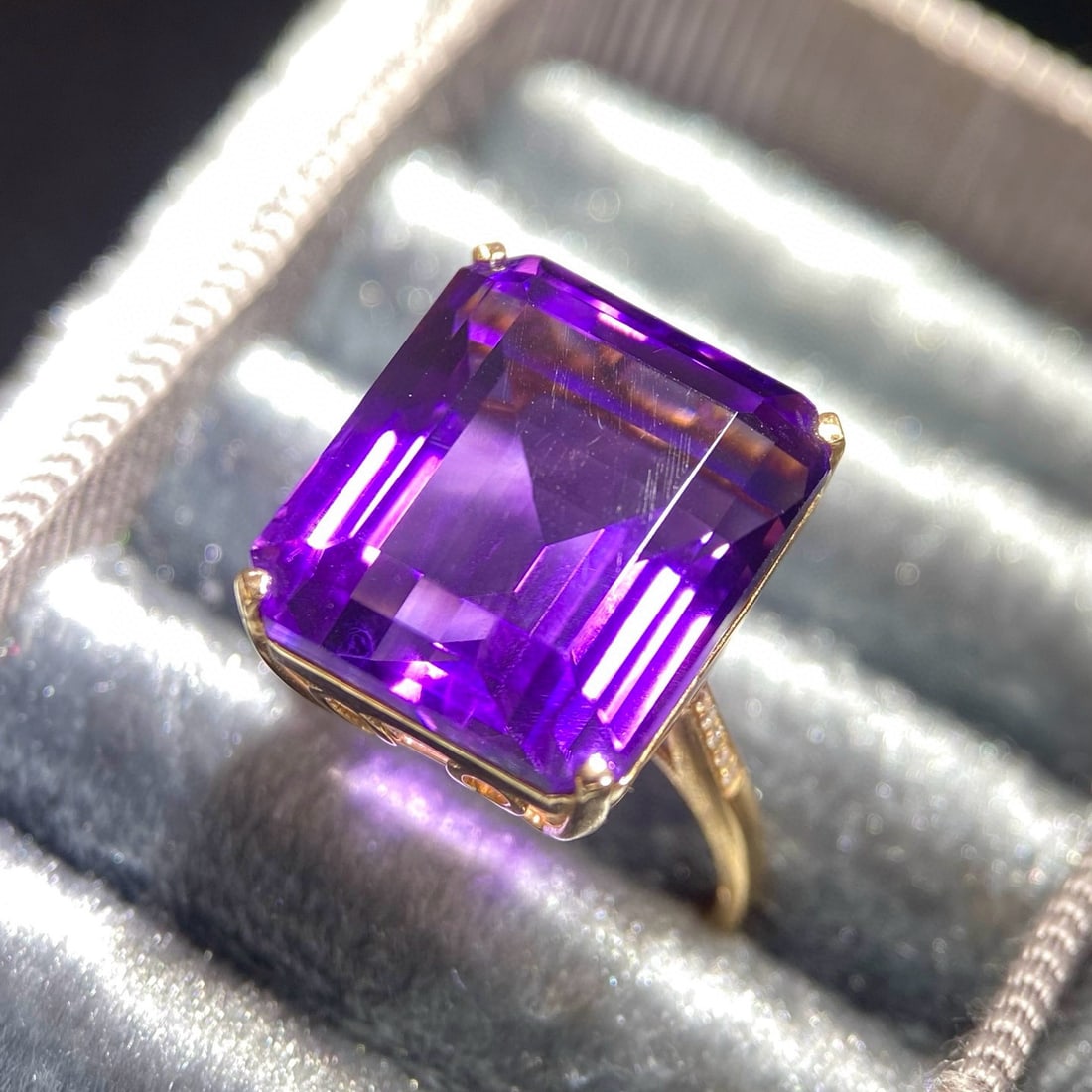 14k Gold 18.45 Ct Natural Amethyst & Diamond Ring - 3