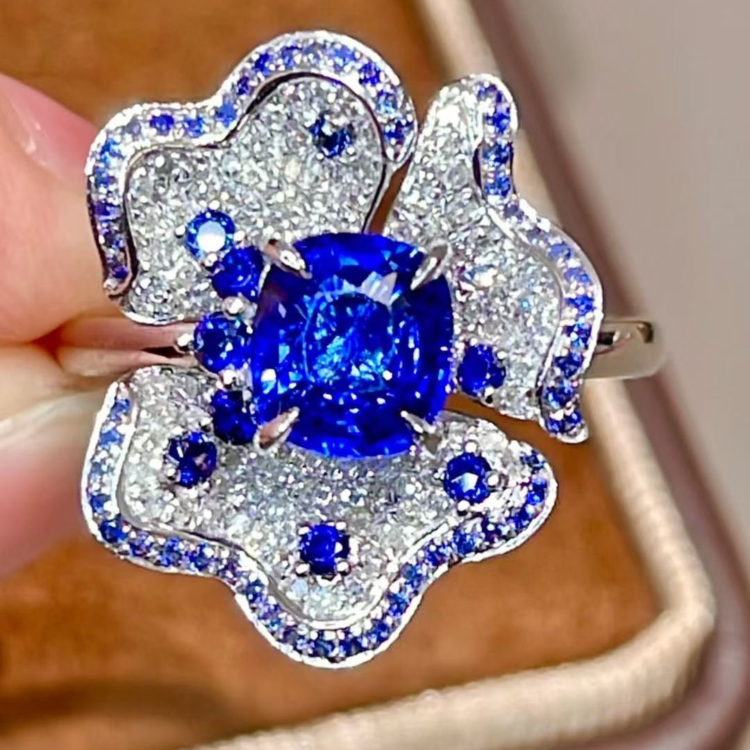 14k Gold 1.70 Ctw Natural Sapphire & Diamond Ring: Ref:231089176 // gold content:14k gold // ring size:7. 25us // // main gemstone:sapphire // shape:cushion // carat weight:1. 35ct // color:blue // treatment:natural // // adjacent gemstone 2 :