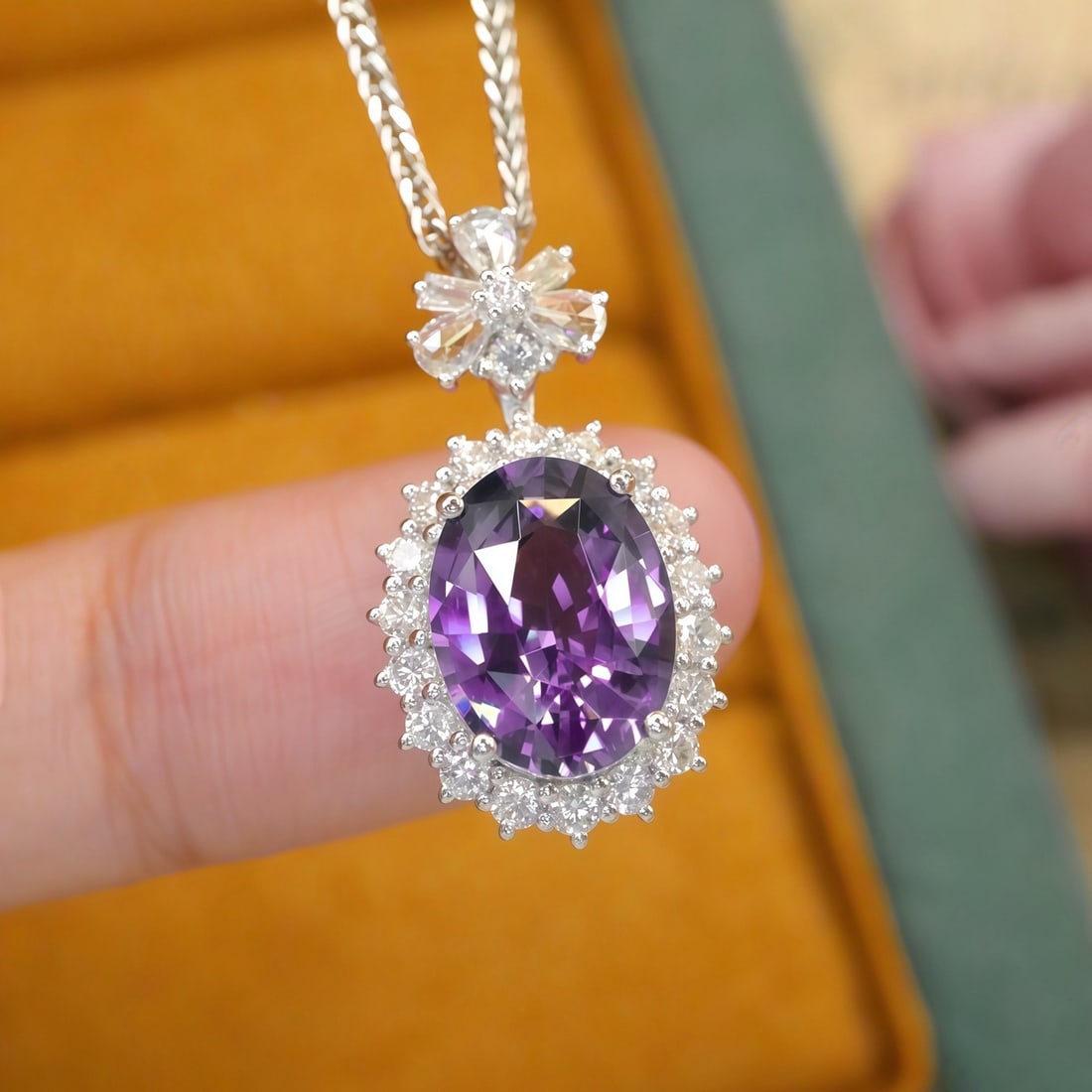 14k Gold 3.04 Ctw Natural Spinel & Diamond Pendant( Without Chain ): Ref:231098397 // gold content:14k gold // main gemstone:spinel // shape:oval // carat weight:2. 55ct // color:purple // treatment:natural // // adjacent gemstone 2 : diamond // number of stones:25 //