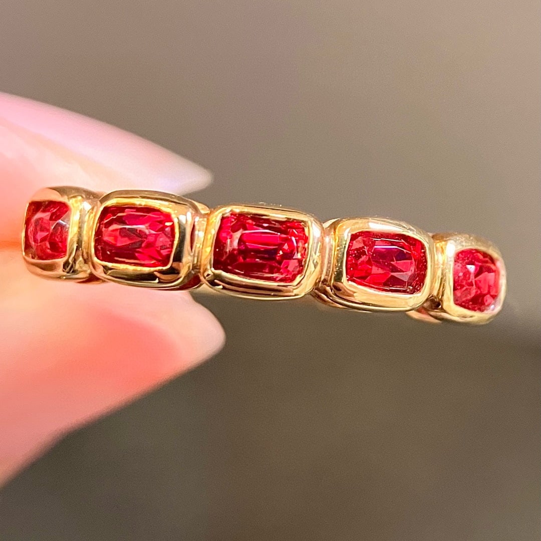 14k Gold 1.09 Ct Natural Spinel Ring: Ref:231095107 // gold content:14k gold // ring size:7. 25us // // main gemstone:spinel // shape:cushion // carat weight:1. 09ct // color:red // treatment:natural // Condition: New Low Estimate: 3500.