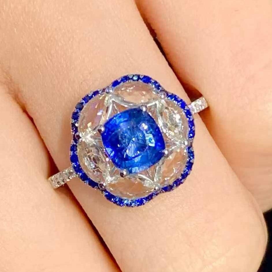 14K GOLD 1.01 CT NATURAL SAPPHIRE & DIAMOND RING: Ref:231101107 // Gold Content:14K Gold // Ring Size:7.25US // // Main Gemstone:Sapphire // Shape:Cushion // Carat Weight:1.01ct // Color:Blue // Treatment:Natural // // Adjacent Gemstone 2 :