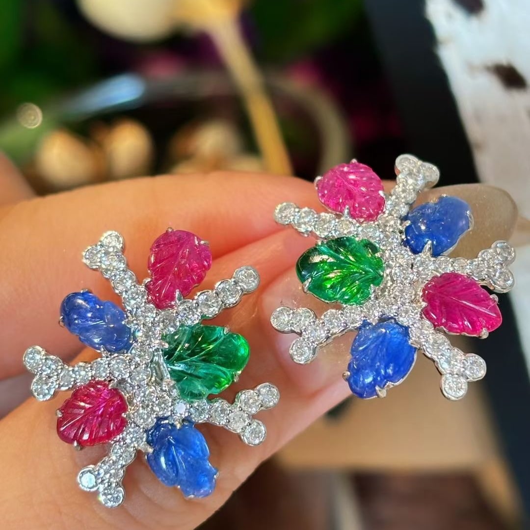 14K GOLD 5.21 CT NATURAL SPINEL & SAPPHIRE & EMERALD & DIAMOND EARRINGS: Ref:231101191 // Gold Content:14K Gold // Main Gemstone:Spinel & Sapphire & Emerald // Shape:Other // Carat Weight:5.21ct // Color:Color // Treatment:Natural // // Adjacent Gemstone 2 : Diamond // Sha