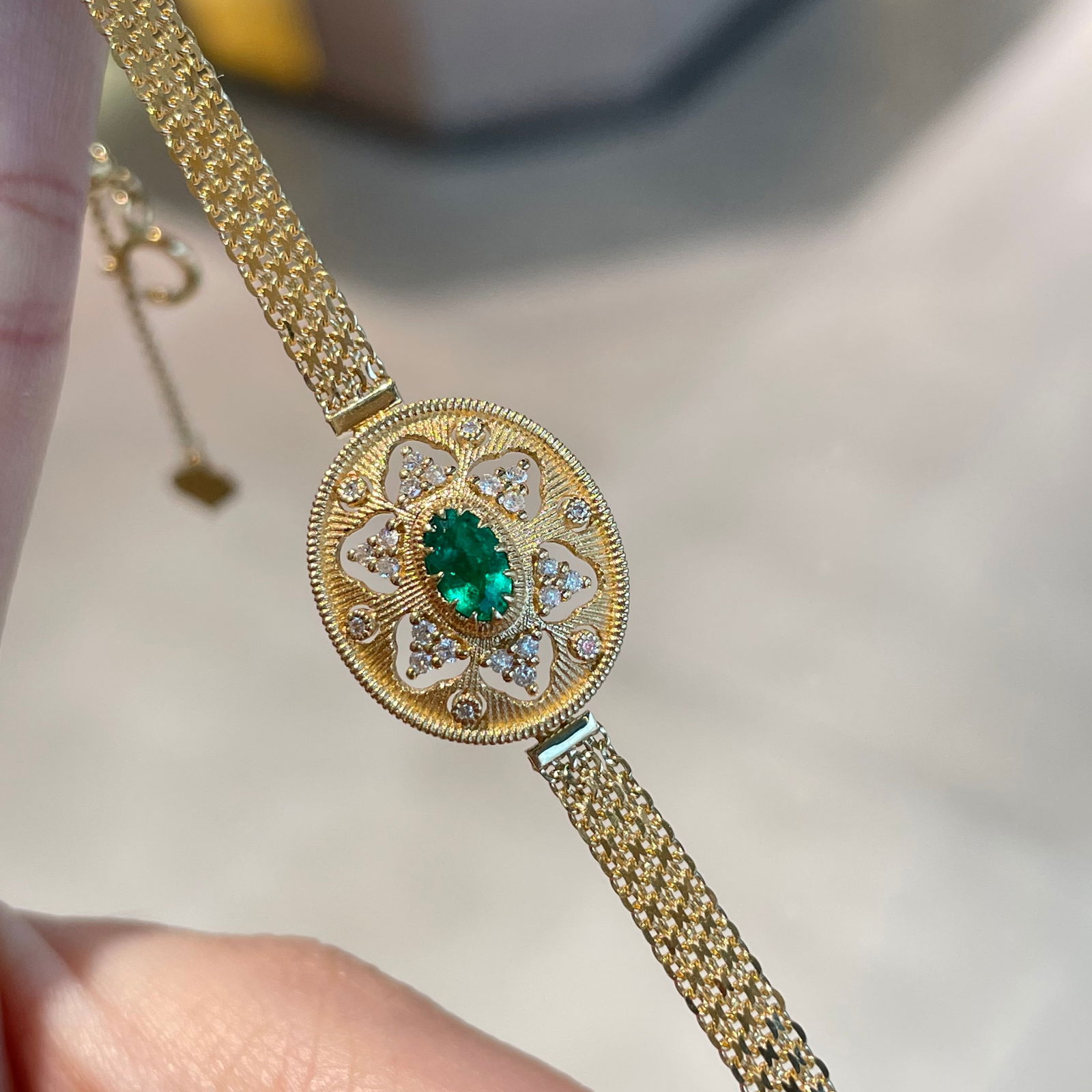 14K GOLD 0.16 CT NATURAL EMERALD & DIAMOND BRACELET (1 of 7)