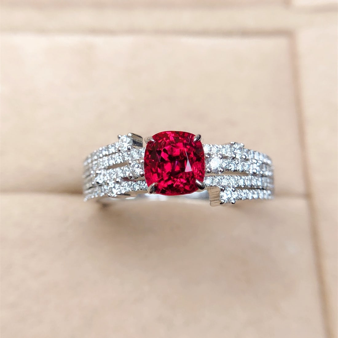 14K GOLD 1.64 CTW NATURAL SPINEL & DIAMOND RING - 4