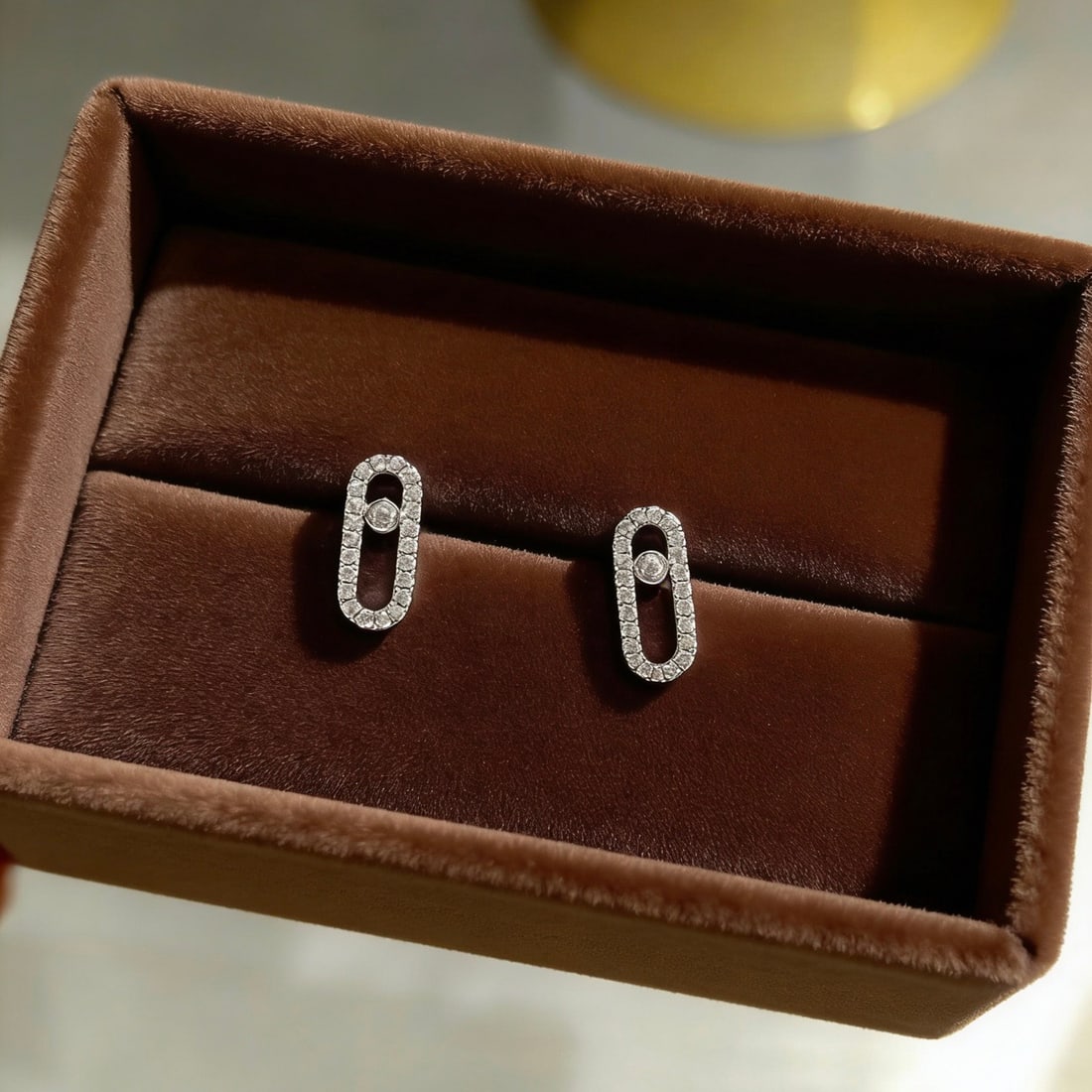 14K GOLD 0.2 CT NATURAL H DIAMOND EARRINGS (1 of 4)