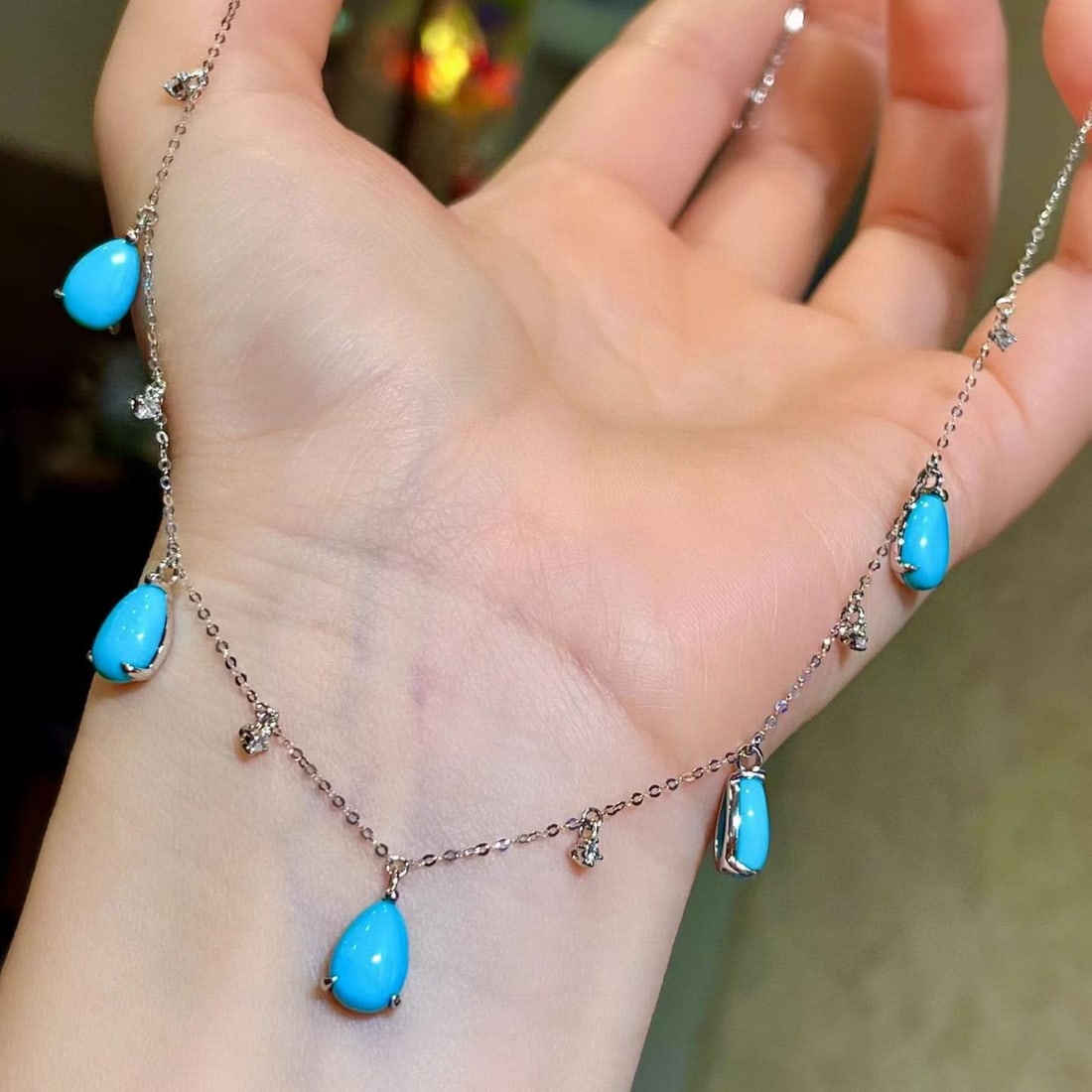 14k Gold 6.48 Ctw Natural Blue Turquoise & Diamond Necklace: Ref:231103090 // gold content:14k gold // main gemstone:blue turquoise // shape:pear // carat weight:6. 33ct // color:blue // treatment:natural // // adjacent gemstone 2 : diamond // shape:round //