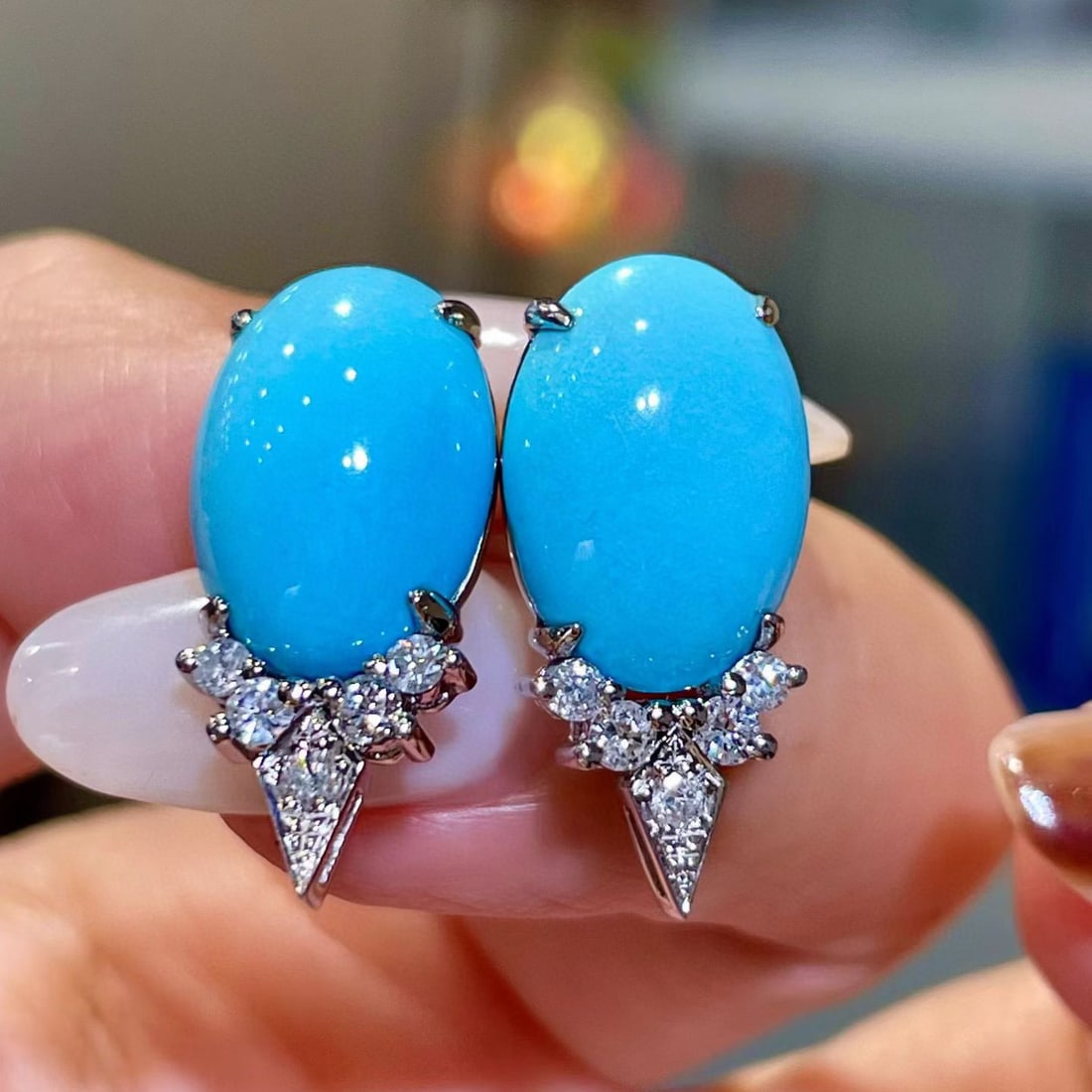 14k Gold 8.97 Ctw Natural Blue Turquoise & Diamond Earrings: Ref:231103134 // gold content:14k gold // main gemstone:blue turquoise // shape:oval // carat weight:8. 61ct // color:blue // treatment:natural // // adjacent gemstone 2 : diamond // shape:round // ca