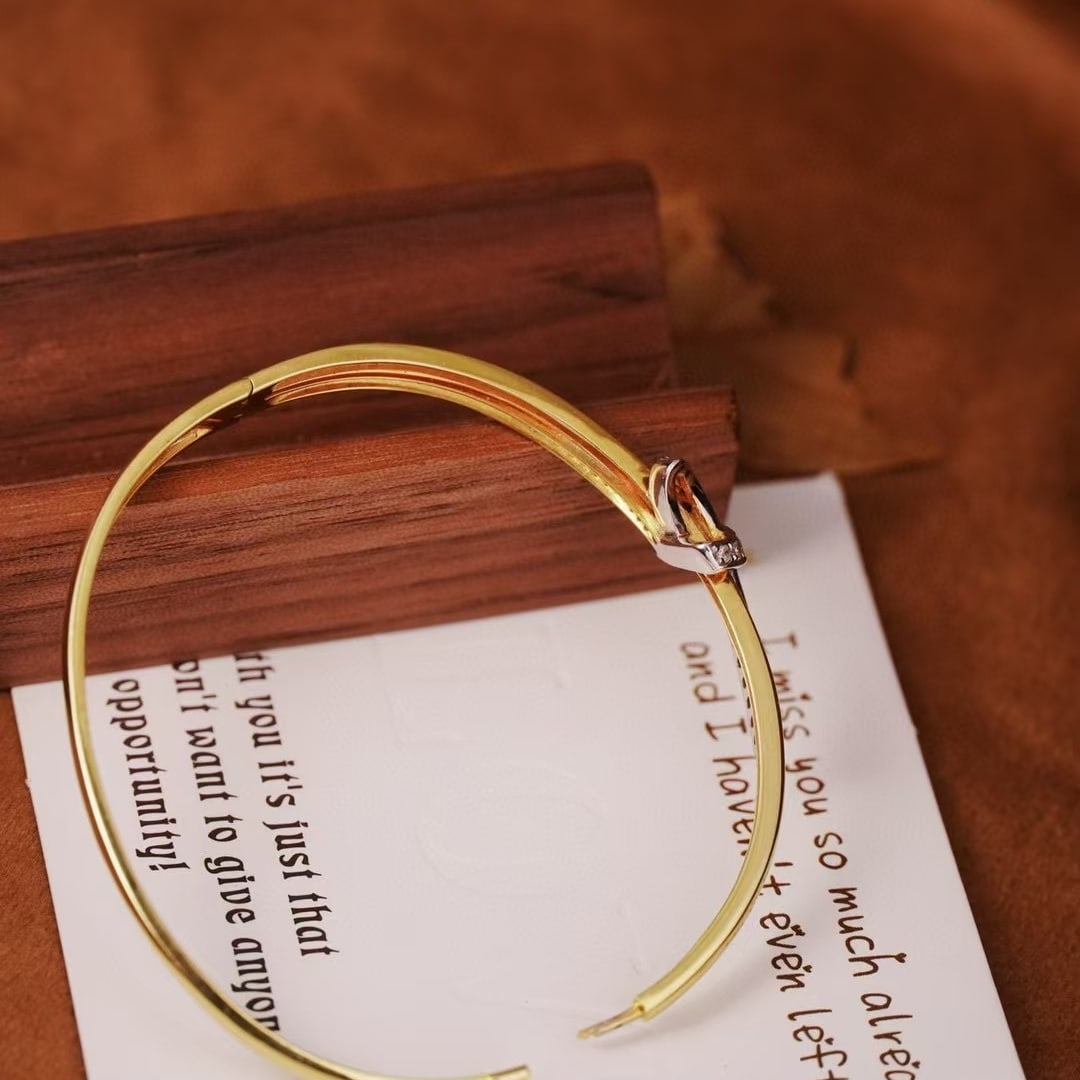 14k Gold 0.55 Ct Natural H Diamond Bangle - 6