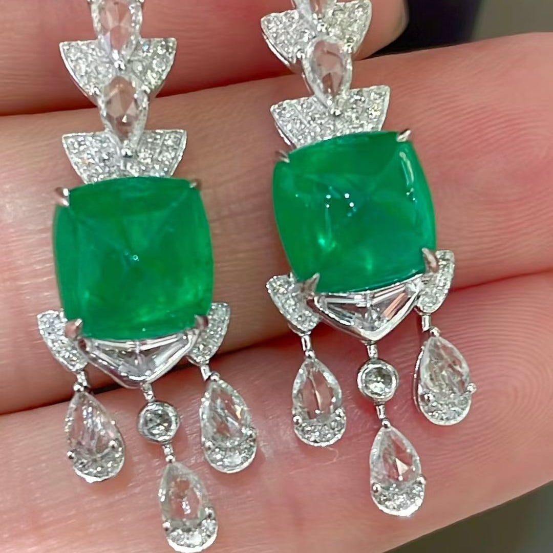 14k Gold 5.9 Ct Vivid Green Natural Emerald & Diamond & Sapphire Earrings: Ref:231103191 // gold content:14k gold // main gemstone:emerald // shape:sugar-loaf // carat weight:5. 9ct // color:vivid green // treatment:natural // // adjacent gemstone 2 : diamond //