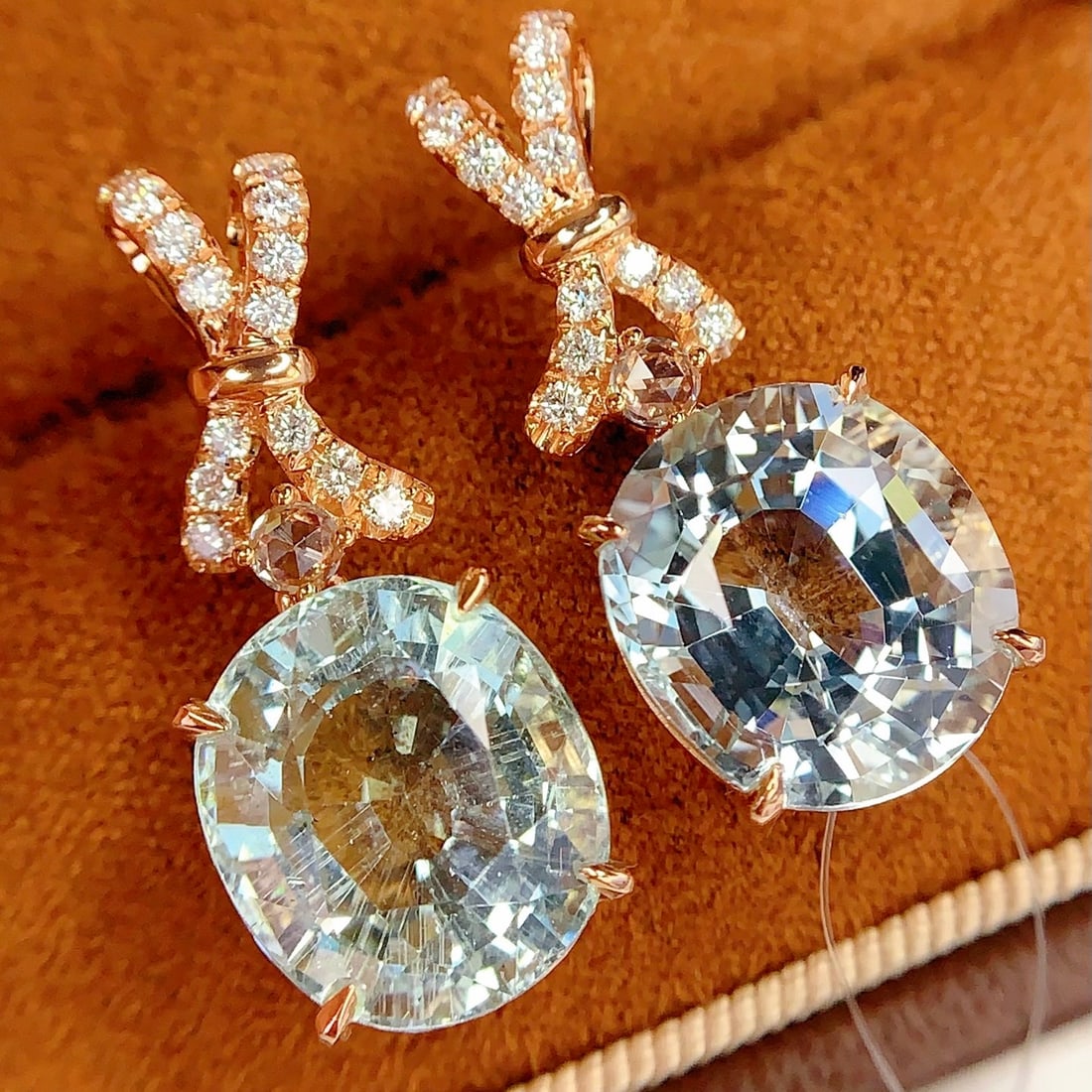 14k Gold 12.1 Ct Natural Aquamarine & Diamond Earrings - 3