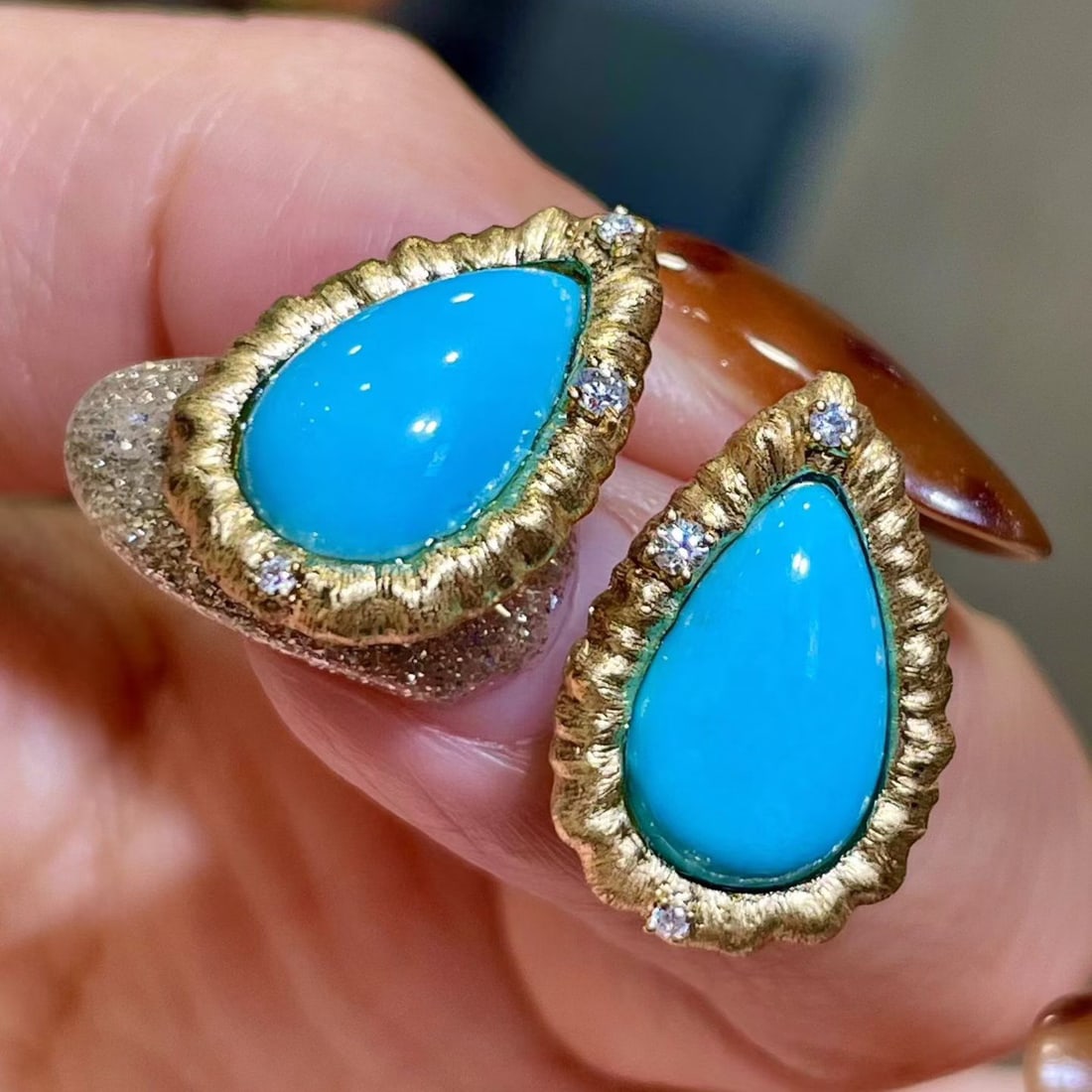 14k Gold 5.10 Ctw Natural Blue Turquoise & Diamond Earrings - 3