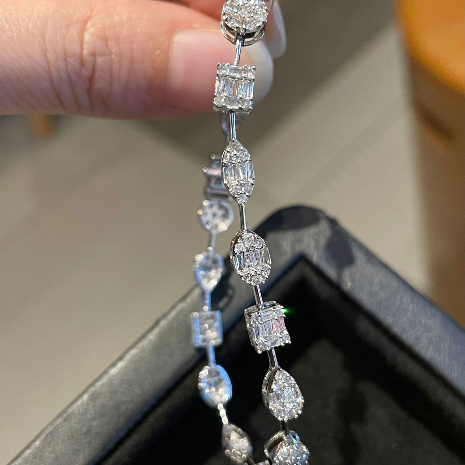 14k Gold 1.80 Ct Natural H Diamond Bracelet - 6